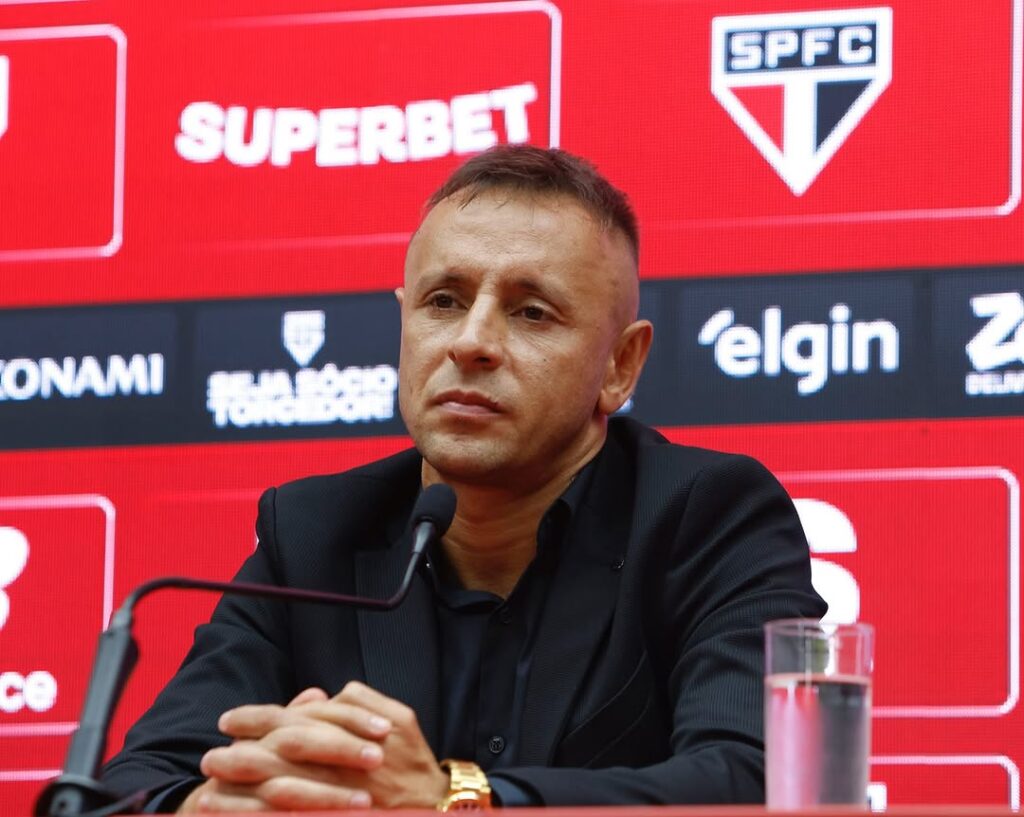 São Paulo anuncia saída de técnico destaque na base